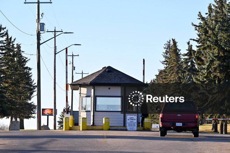 "Grave incidente" e incêndio em base militar de Alberta, no Canadá, deixam mortos e feridos