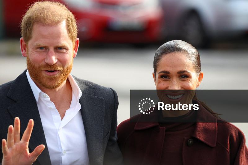 Príncipe Harry e esposa Meghan fazem primeira aparição pública juntos desde que voltaram ao Reino Unido