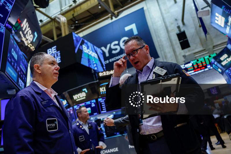 Nasdaq fecha em baixa com queda das fabricantes de chips e divulgação de resultados de bancos