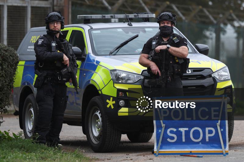 Polícia britânica prende dupla suspeita de ajudar inteligência iraniana em incidente na base RAF Fairford