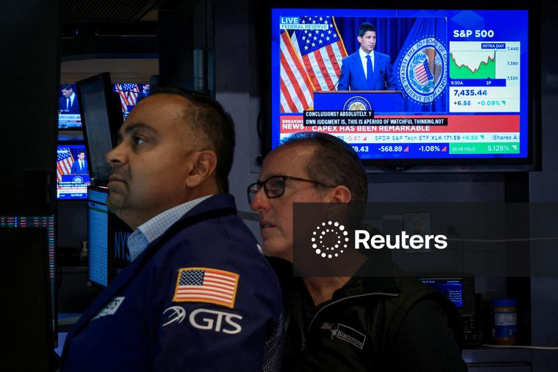 Alta nos rendimentos dos Treasuries supera ganhos do setor de software e Wall Street recua