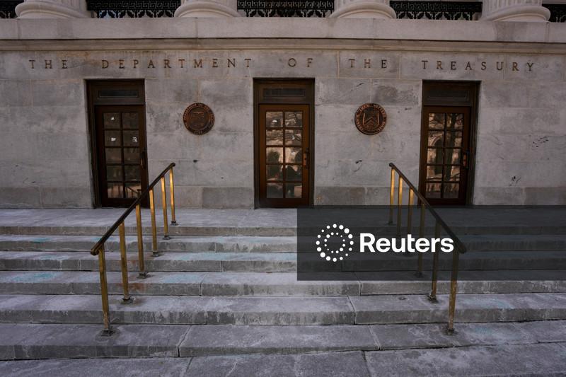 Déficit orçamentário anual dos EUA chega a quase US$2 trilhões, o maior em 5 anos