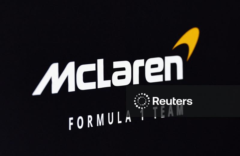 McLaren vai vender cinco carros de F1, todos pilotados por campeões e um por Brad Pitt