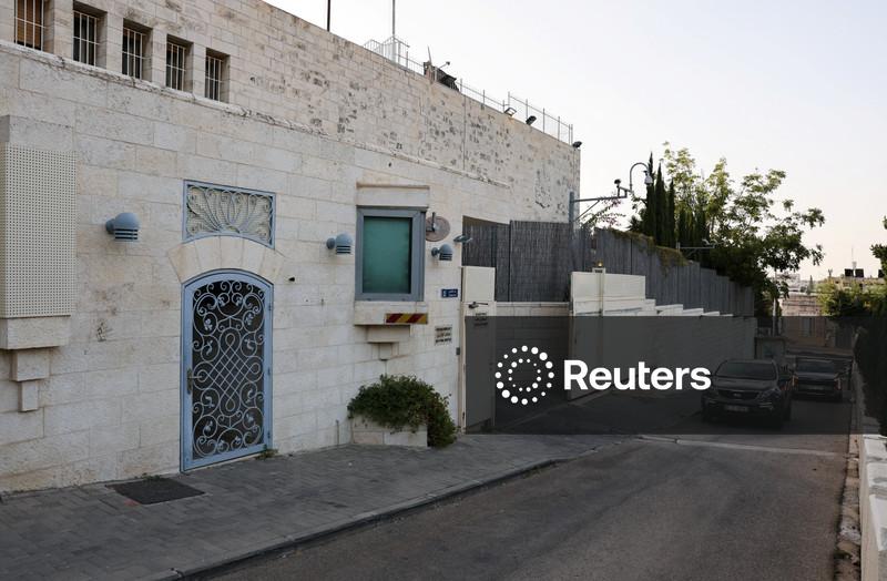 Diplomatas britânicos permanecerão em missão reduzida em Jerusalém