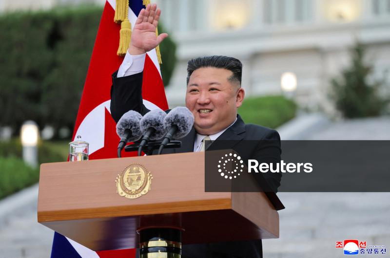 Coreia do Norte adverte EUA sobre Taiwan, enquanto Kim promete apoio à Rússia