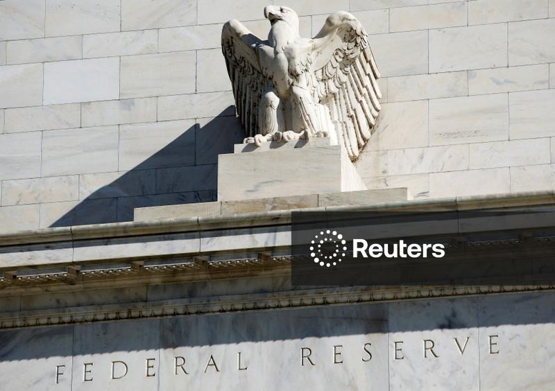 Postura hawkish do Fed provoca saídas de capital de mercados emergentes em setembro
