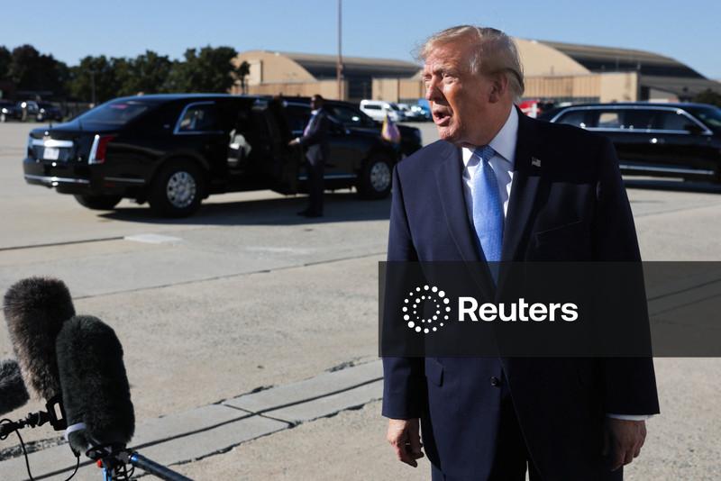 Trump afirma, sem provas, que a eleição no Brasil parece manipulada