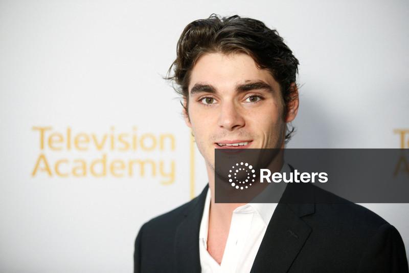 RJ Mitte, ator de “Breaking Bad” e ativista pelos direitos das pessoas com deficiência, morre aos 34 anos