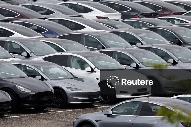 Negócio de carros da Tesla volta à trajetória de crescimento, com entregas superando previsões