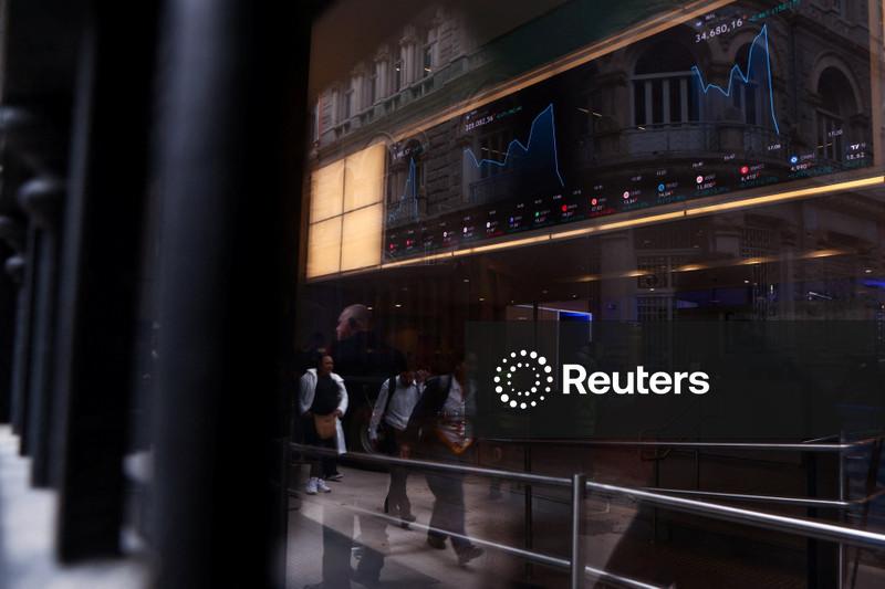 Ibovespa recua com exterior reforçando ajuste negativo pós-eleição