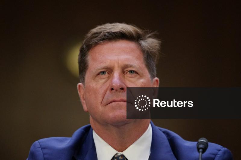 Trump deve anunciar Jay Clayton como czar da IA