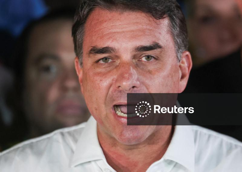 Argentina não registrou entrada de Flávio Bolsonaro no país