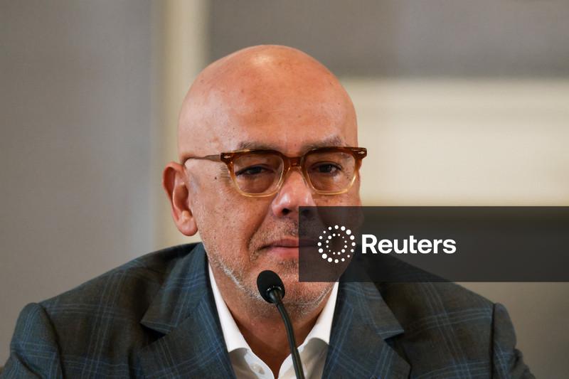 EUA suspendem sanções contra presidente do Poder Legislativo da Venezuela