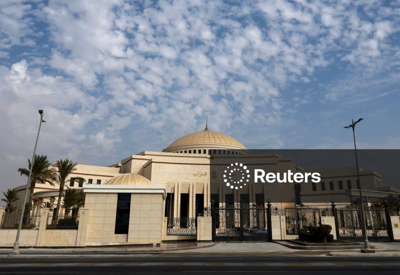 Egito aprova apoio militar à Arábia Saudita após escalada de ataques dos houthis