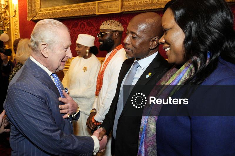 Rei Charles não evitará questão da escravidão durante viagem ao Caribe, diz Palácio de Buckingham
