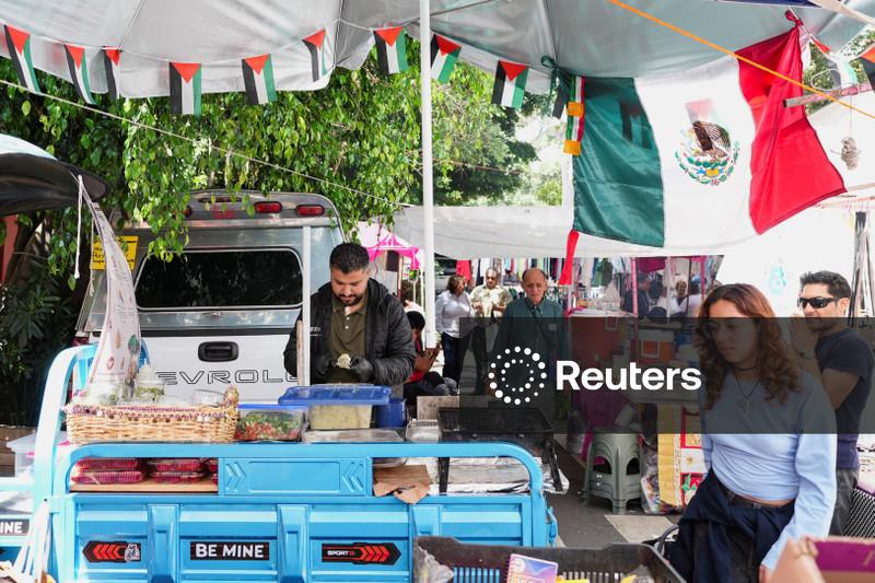 Palestinos de Gaza se reerguem na Cidade do México por meio da alimentação