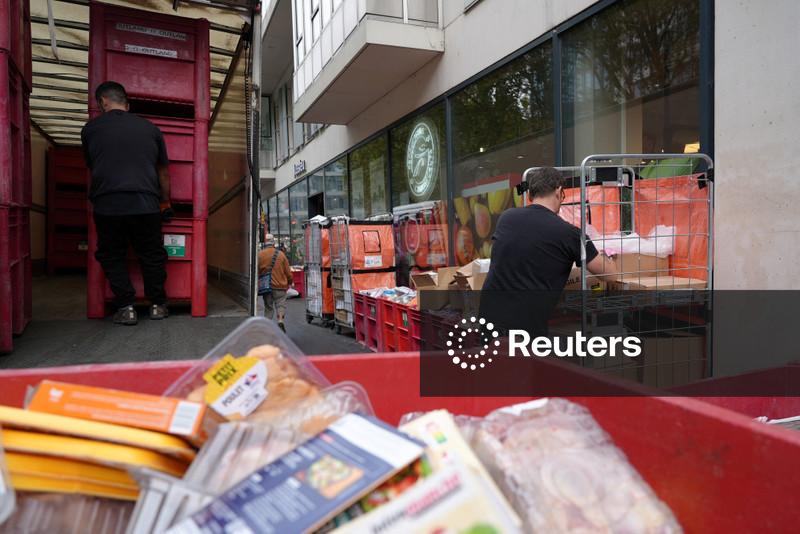 Polícia caça hackers que invadiram sistema de refrigeração de redes de mercados na França
