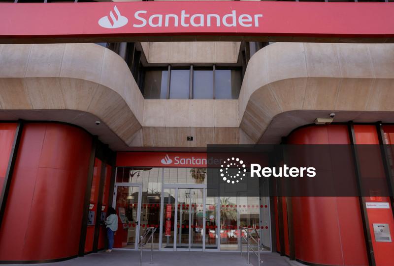 Lucro do Santander Brasil cai 28% no 3º tri